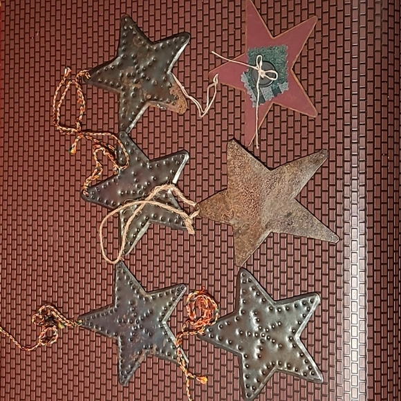 Folk Art Style Metal Punched Stars Christmas Ornaments - Picture 12 of 12